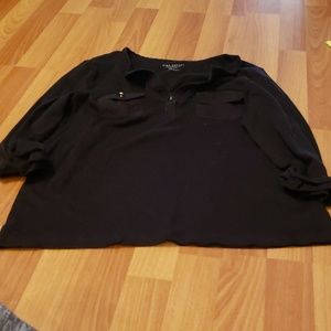 Quarter sleeve shirt